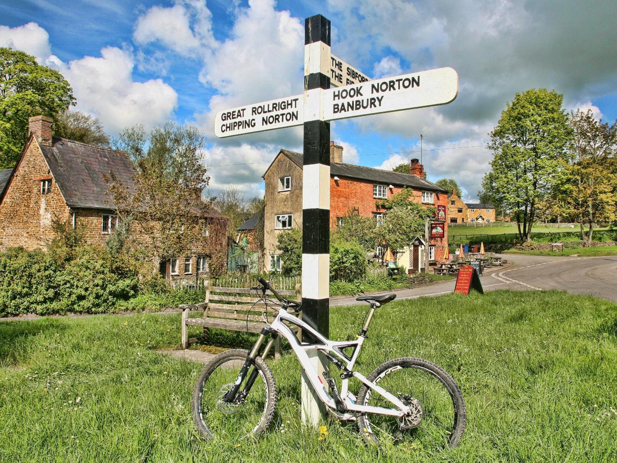 Squirrel Cottage Hook Norton Exteriör bild